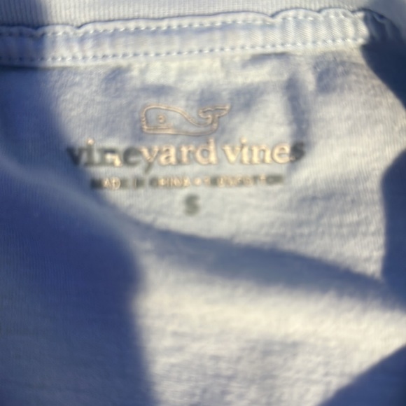 Vineyard vines long sleeve - Picture 3 of 5